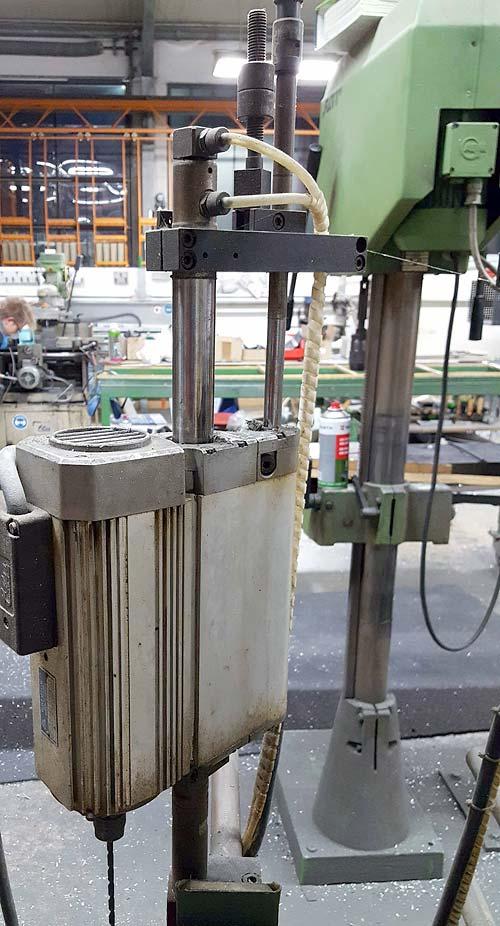 Row Drilling Machine Elu S156 - Thumbnail 3
