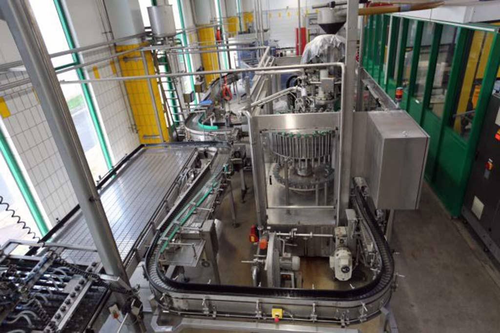 Vacuum Filling and Labelling Line Krones 305 VV/ ROBUSTA - Thumbnail 5