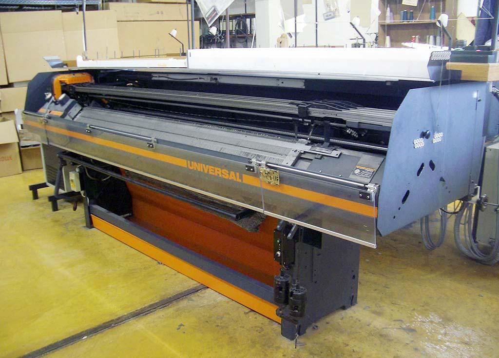 Flat-Bed Knitting Machine Universal MC 611 - Image 1