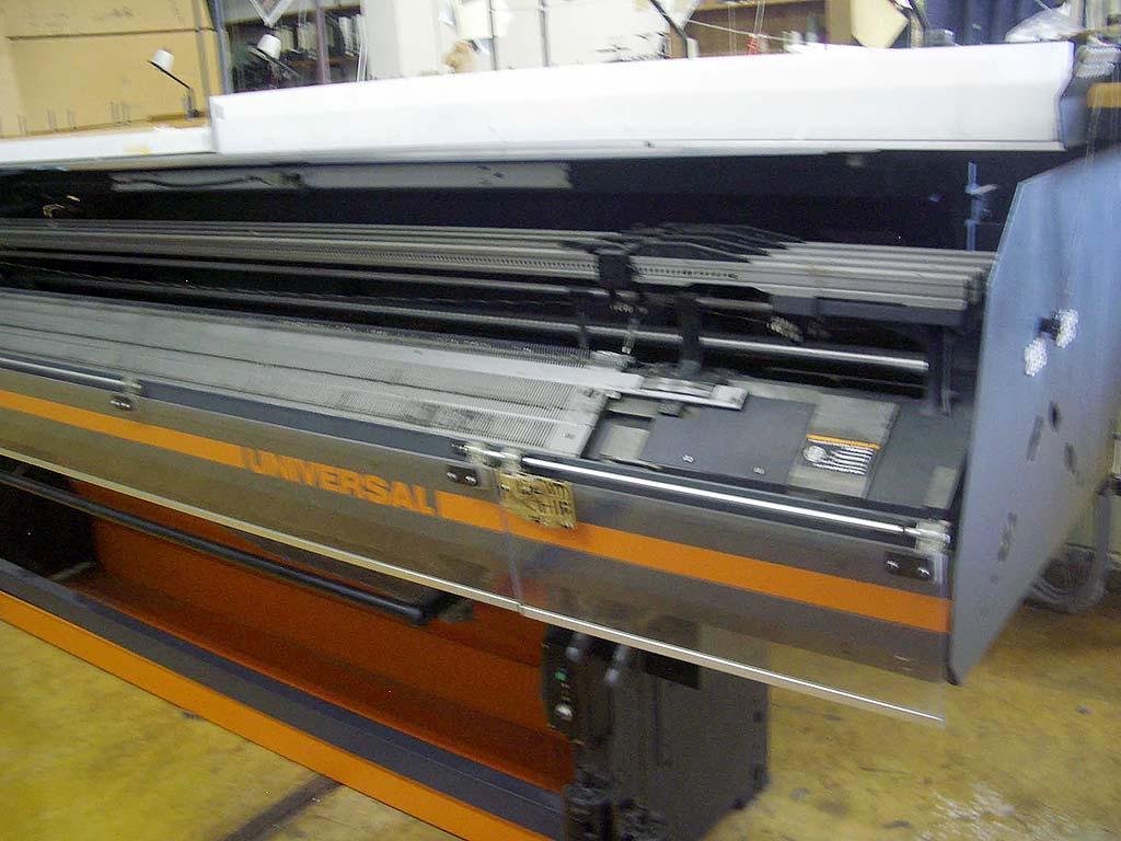 Flat-Bed Knitting Machine Universal MC 611 - Thumbnail 2
