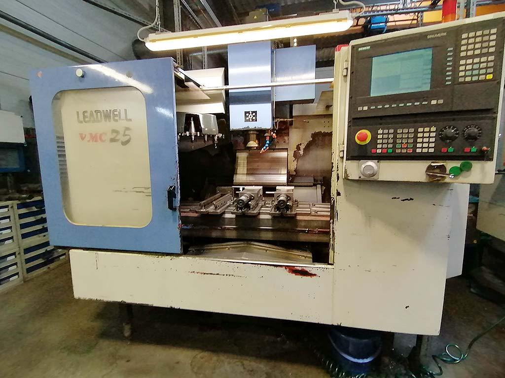Vertical Machining Center Leadwell VMC 25 - Thumbnail 2