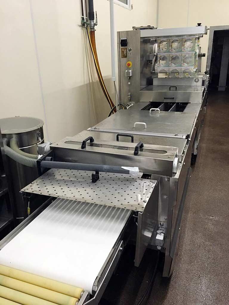 Vacuum Deep-Drawing Machine Tetra Laval Tiromat Powerpak Type 680 - Thumbnail 3