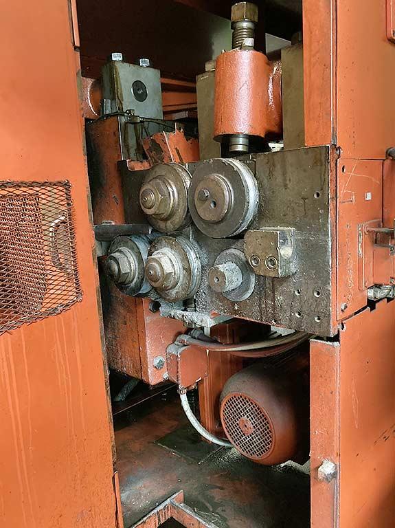 Cold Nut Former National Machinery S2 M16 - Thumbnail 2