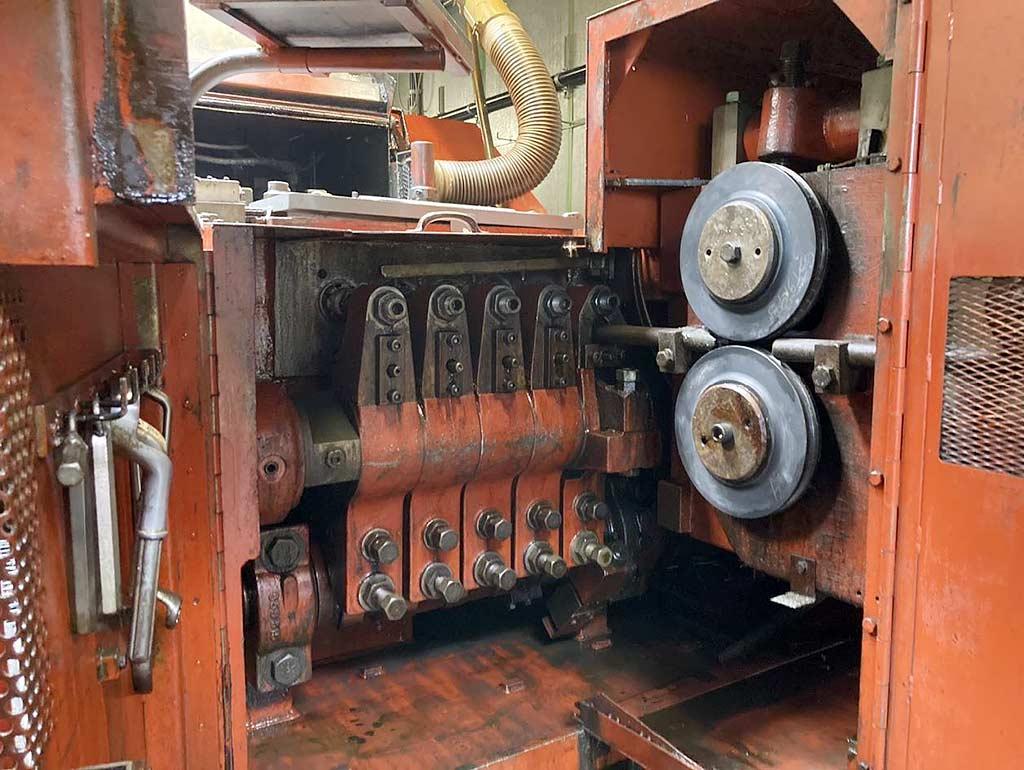 Cold Nut Former National Machinery S2 M16 - Thumbnail 3