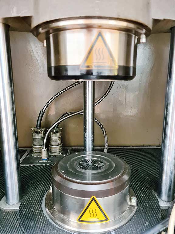 Rheometer Alpha Technologies MDR 2000E - Thumbnail 2