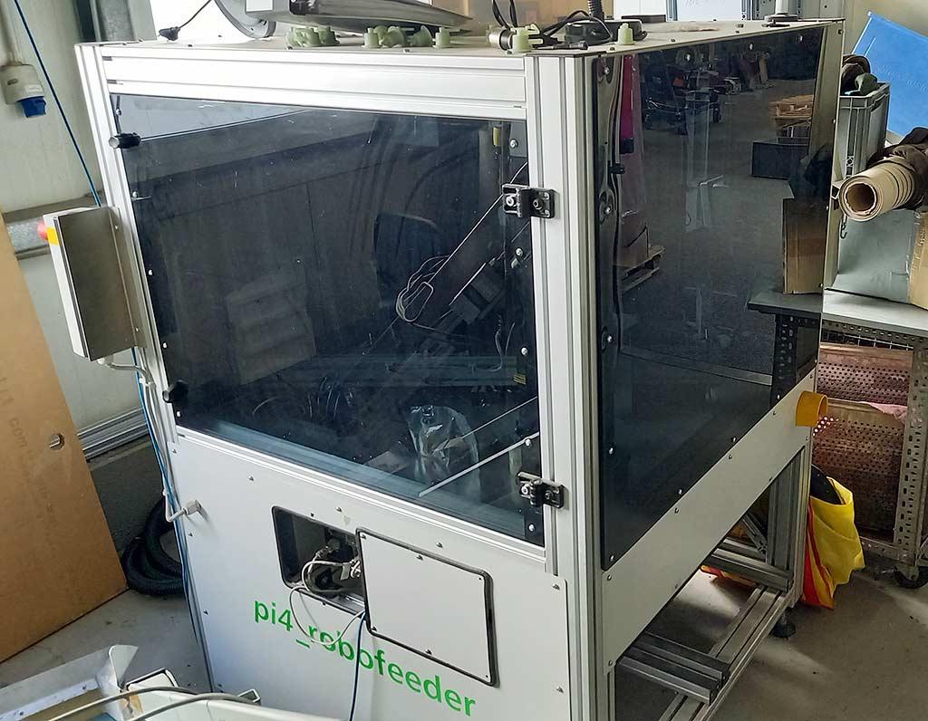 Robofeeder Pi4_robotics pi4_robofeeder - Image 1