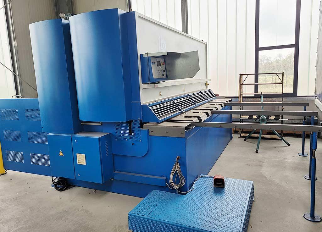 Swing Beam Hydraulic Shear Boschert SX 3020 - Image 1