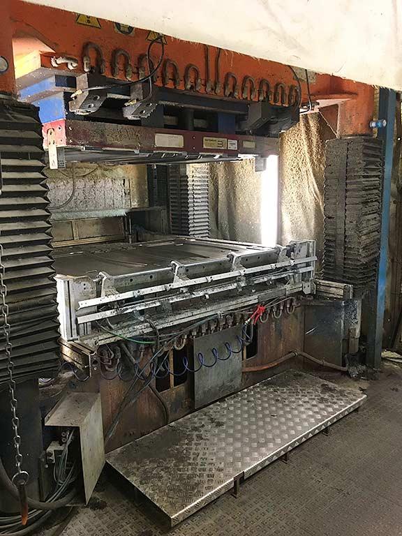 Moulding Press Ims Deltamatic - Image 1