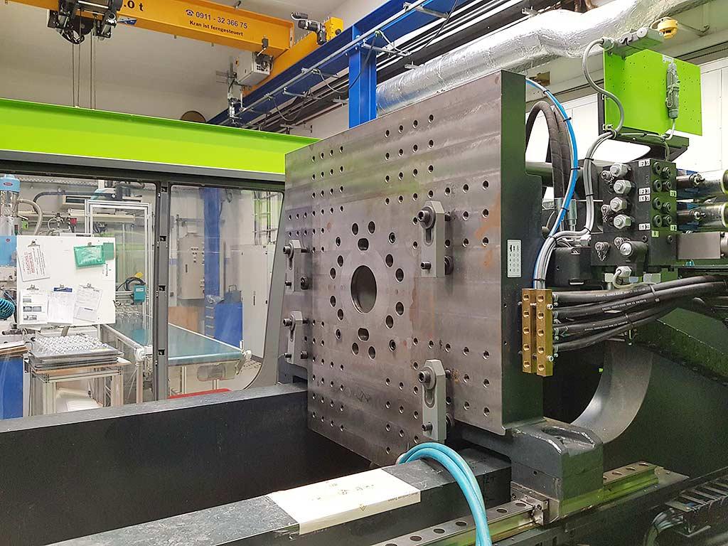 Injection Moulding Machine Engel E-DUO 740H/740L/700 combi - Thumbnail 5