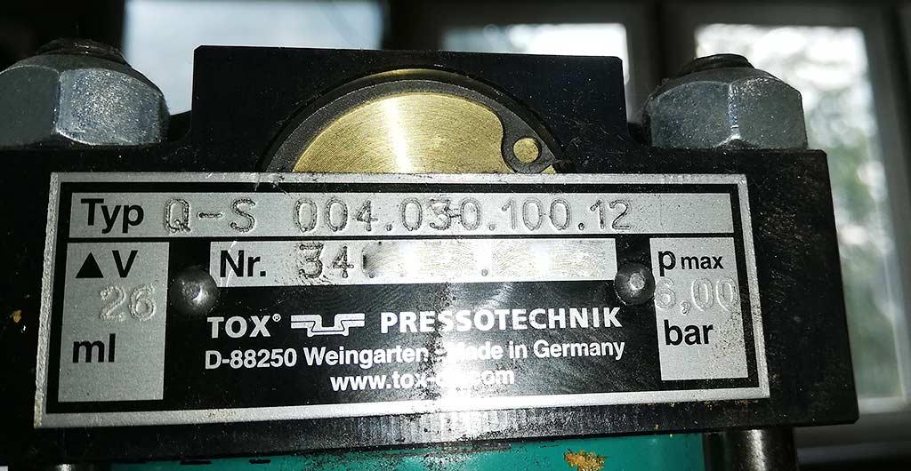 Pneumohydraulic Cylinder Tox Pressotechnik Q-S 004.030.100.12 - Thumbnail 2