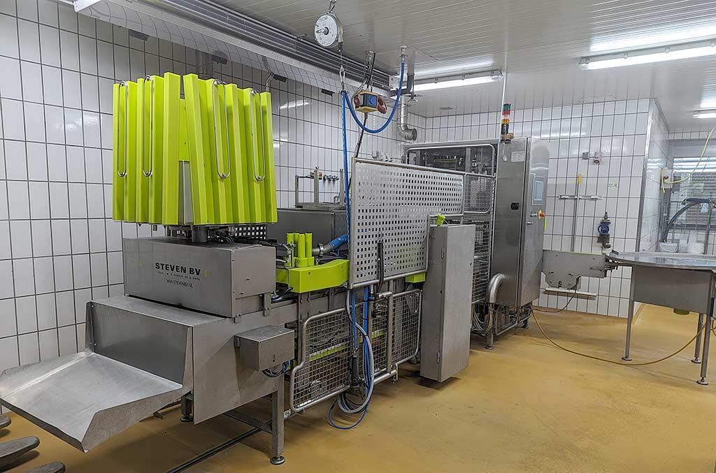 Cup Filling and Closing Machine Steven Bv - Image 1