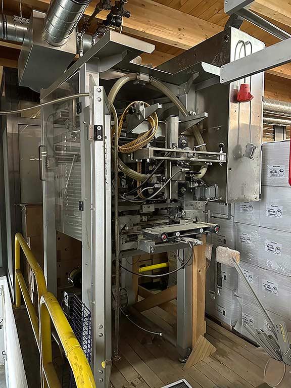 Vertical Bag Forming, Filling and Sealing Machine Bosch SVB 2501 A - Image 1