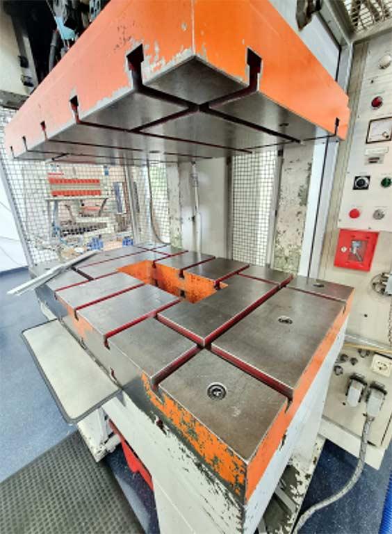 Hydraulic Single-Column Press Galato 130 TO - Thumbnail 3