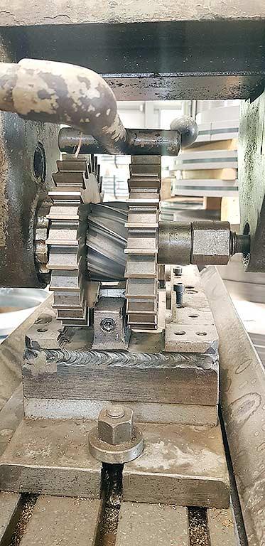 Horizontal Milling Machine Mas - Thumbnail 2