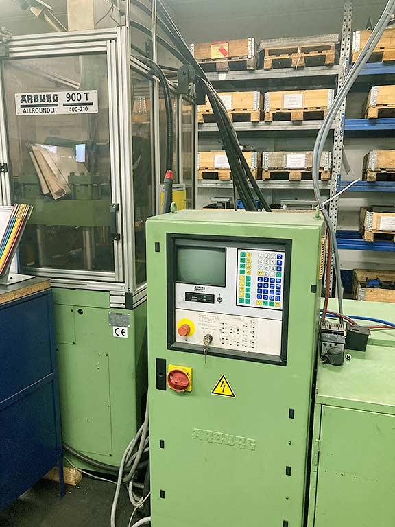 Injection Moulding Machine Arburg ALLROUNDER 900T 400-210 - Image 1