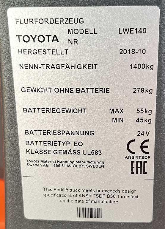 Electric Pallet Truck Toyota LWE 140 - Thumbnail 5
