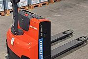 Electric Pallet Truck Toyota LWE 140