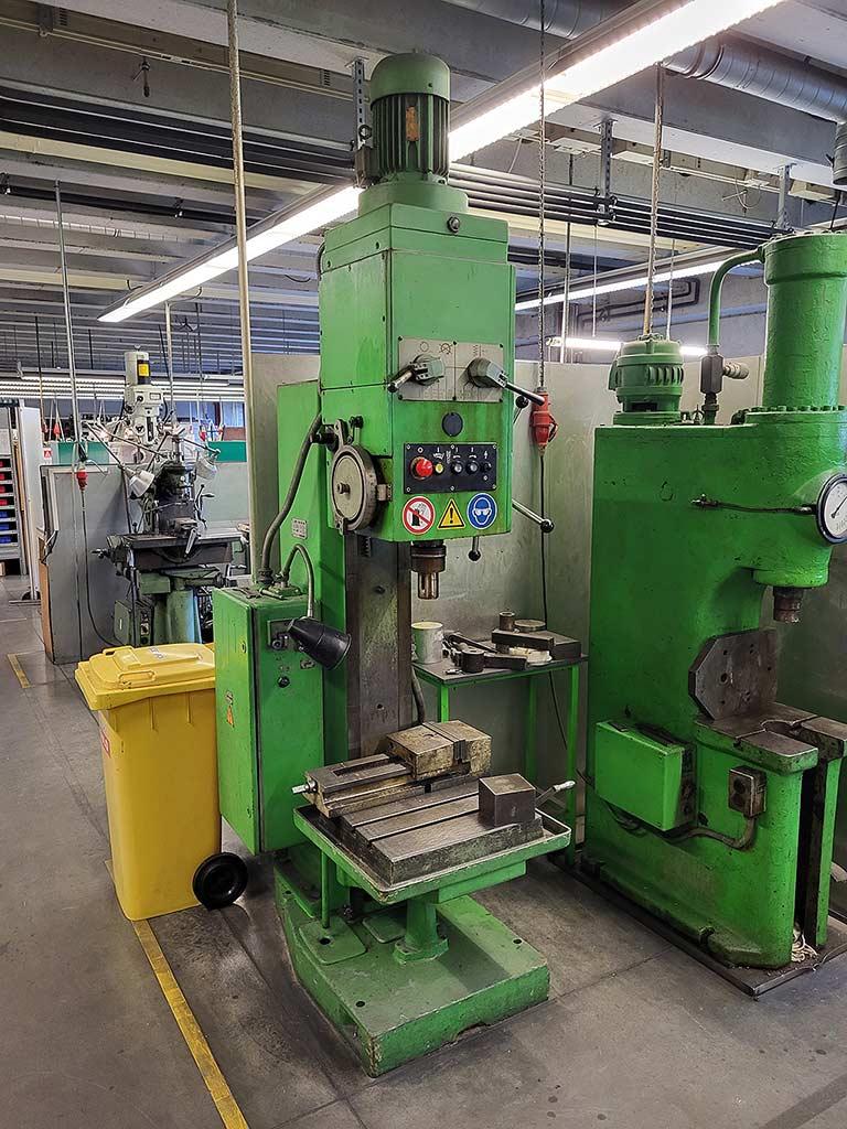 Column Drilling Machine Stankoimport 2H135 - Image 1