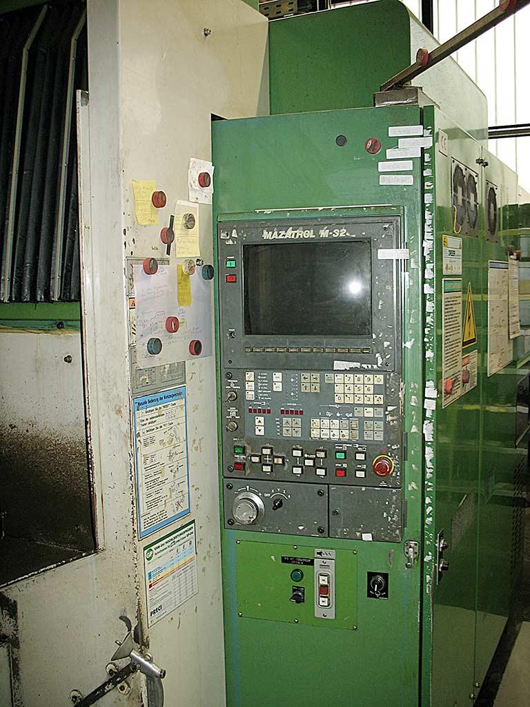 CNC Machining Center Yamazaki Mazak AJV-35/60 - Thumbnail 2