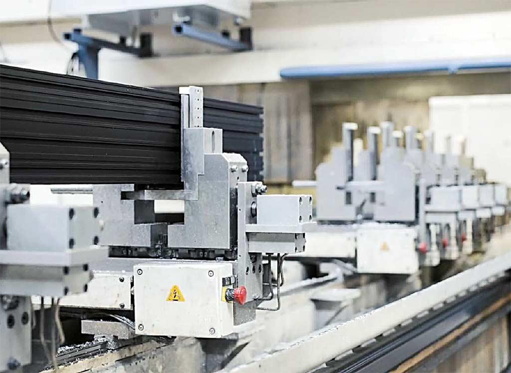 CNC Profile Machining Center Maka PA 37 - Thumbnail 3