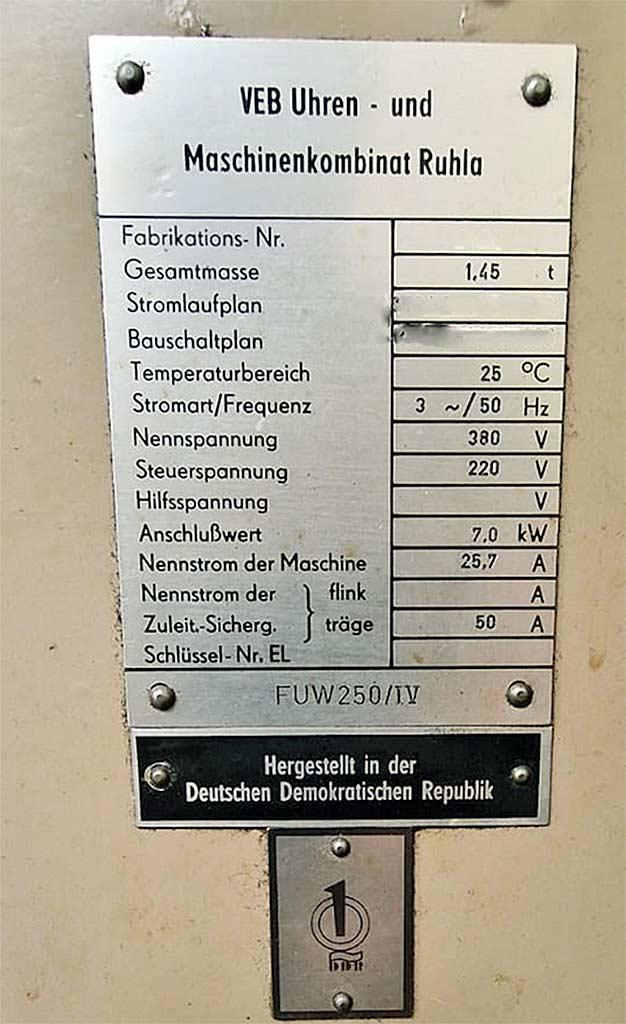Milling Machine Wmw FUW250/IV - Thumbnail 2