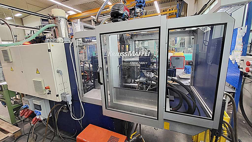 Injection Moulding Machine Krauss Maffei 50-160 C1 - Image 1
