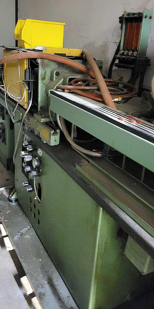 Injection Moulding Machine Arburg 221/55-250 - Image 1