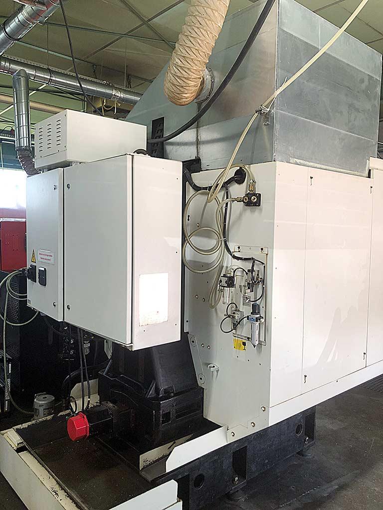 CNC Tapping Center Fanuc Robodrill Alpha-T14iA - Thumbnail 2