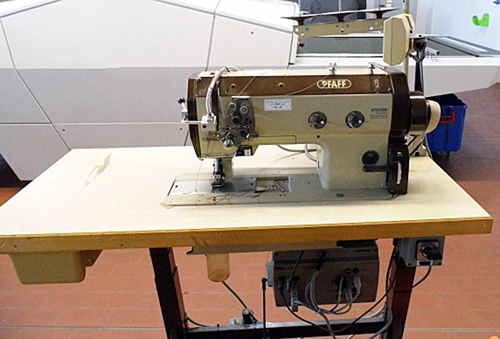 Sewing Machine Pfaff/adler/global 2-Nadel - Thumbnail 2