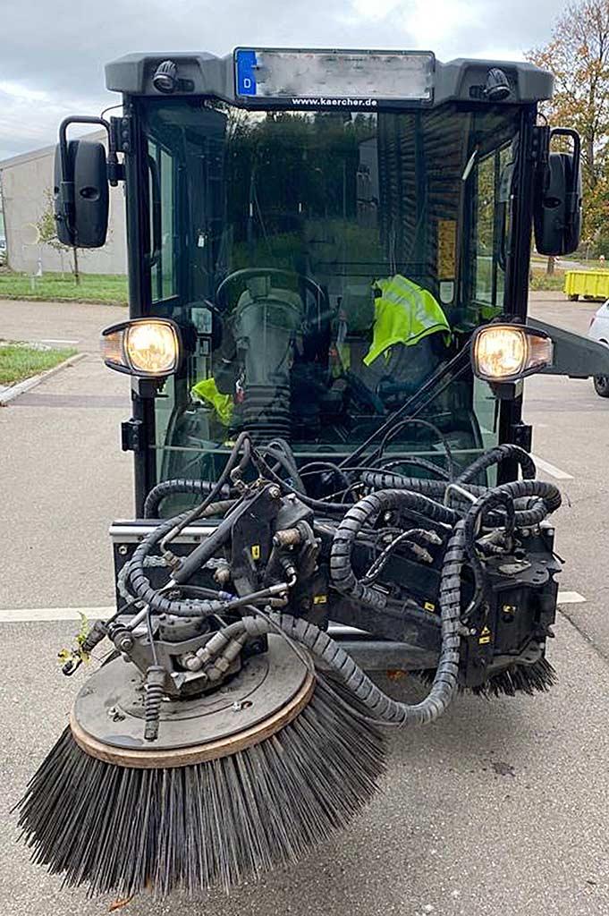 City Sweeper Kärcher MC 250 Euro 6 - Image 1