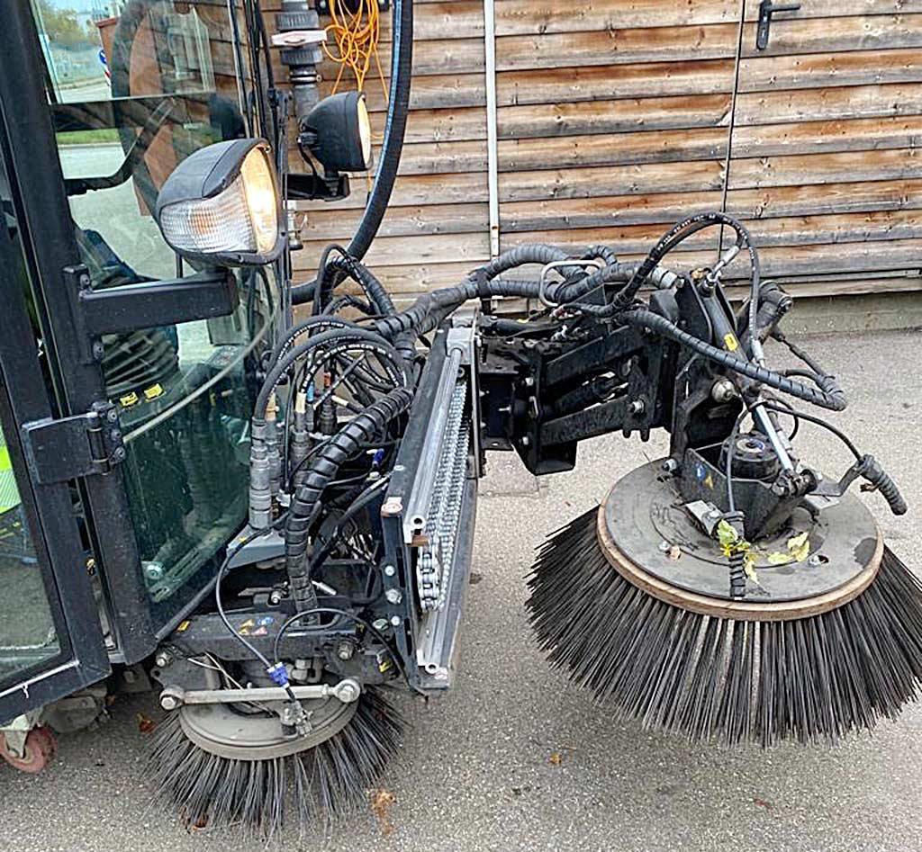 City Sweeper Kärcher MC 250 Euro 6 - Thumbnail 2