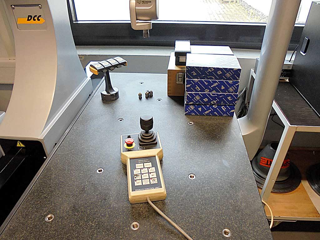 CNC Coordinate Measuring Machine Tesa MH3D DCC - Thumbnail 2