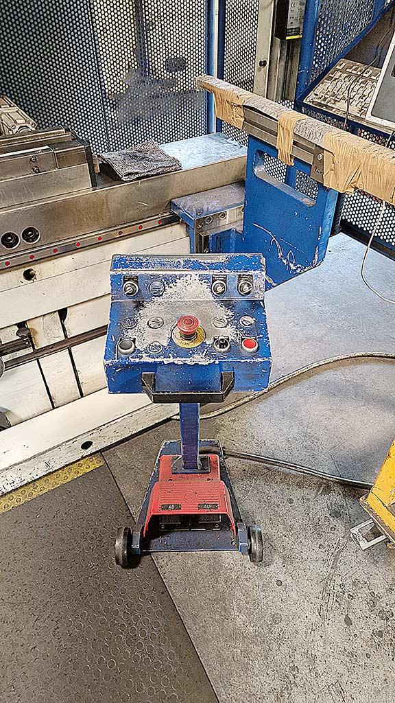 CNC Press Brake Weinbrenner GP320/4050 - Thumbnail 3