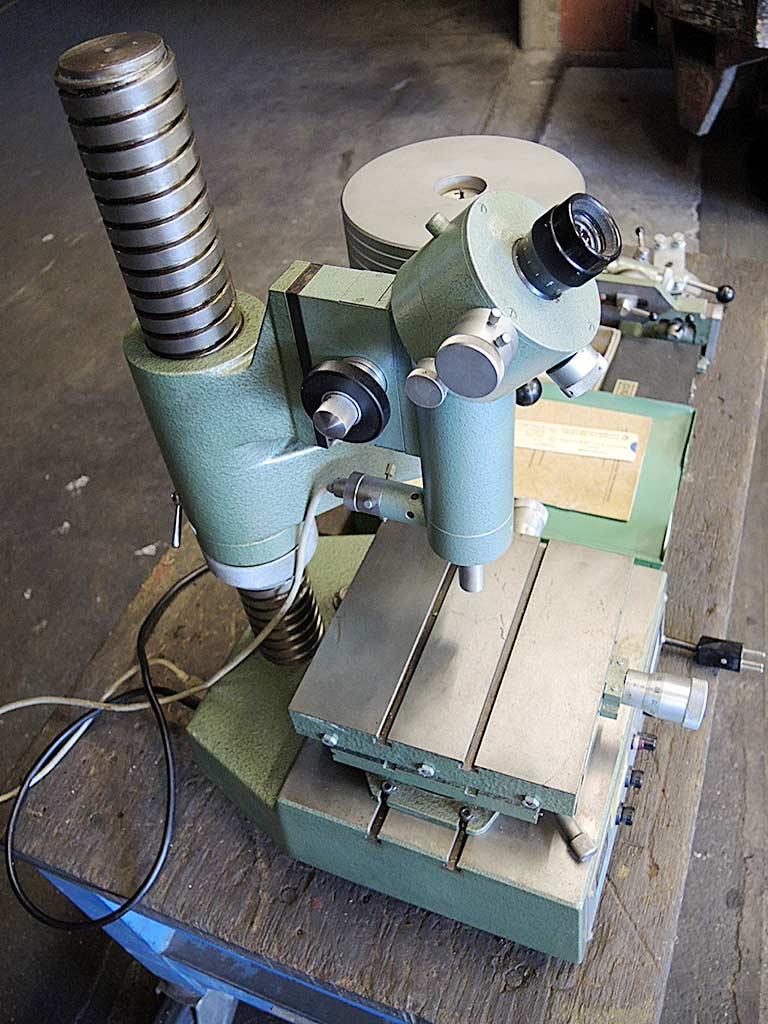Hardness Testing Machine Zwick 3202 - Thumbnail 2