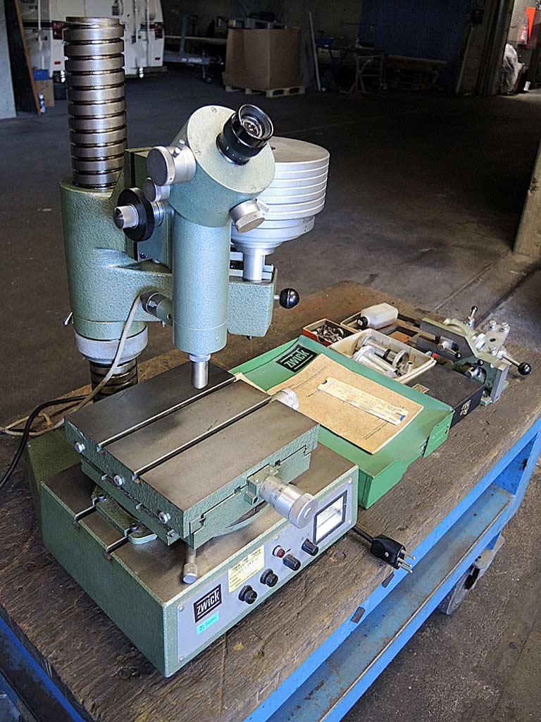 Hardness Testing Machine Zwick 3202 - Thumbnail 4