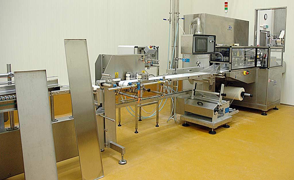Bag Forming Filling and Sealing Machine Pfm - Image 1