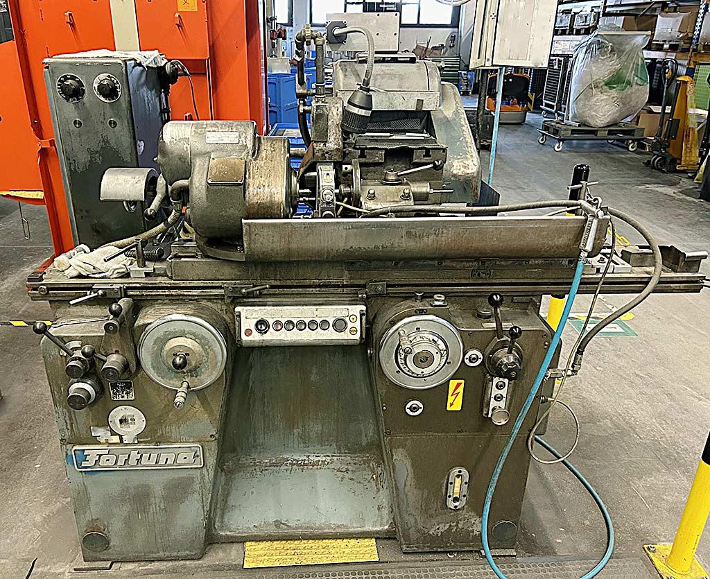 Cylindrical Grinding Machine Fortuna AFB500 AS - Image 1