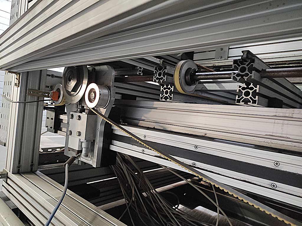 Carpet Cutting Machine - Thumbnail 6