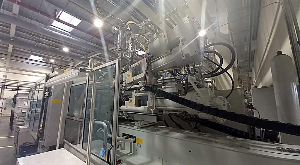 Injection Moulding Machine Krauss Maffei 420/110/650/850 - Thumbnail 2
