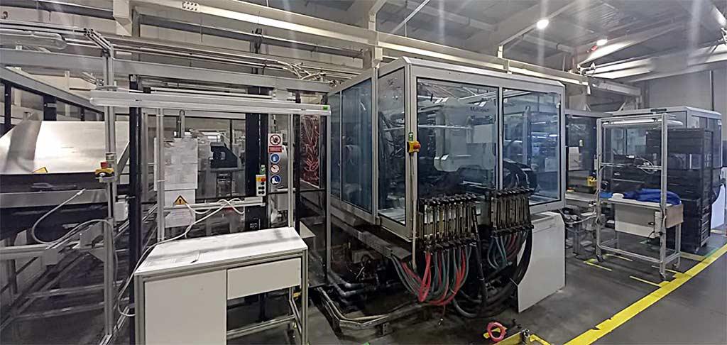 Injection Moulding Machine Krauss Maffei 420/110/650/850 - Thumbnail 3