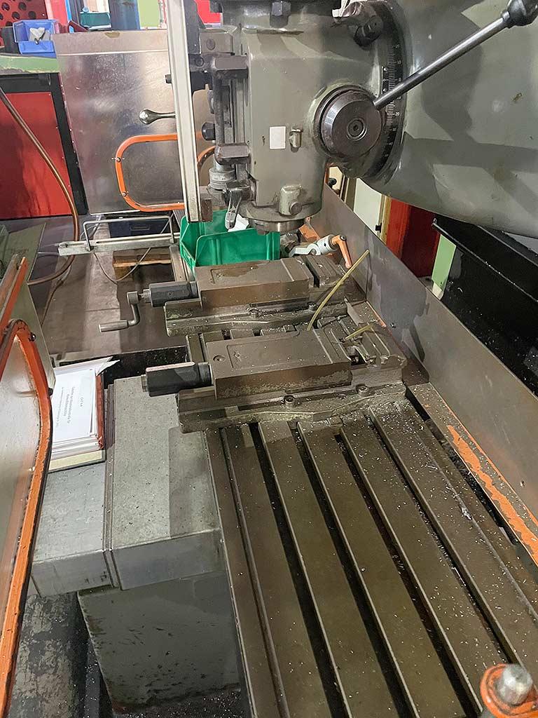 Bed Type Milling Machine Dpm - Thumbnail 3