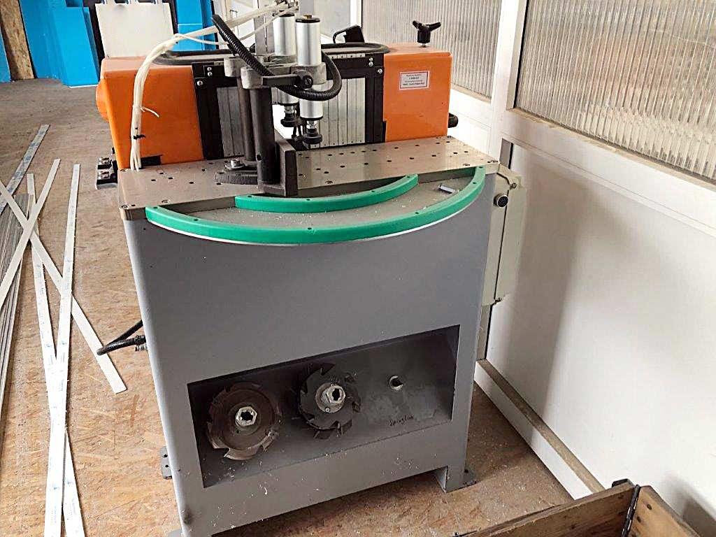 End Milling Machine Mla M 12 - Thumbnail 3