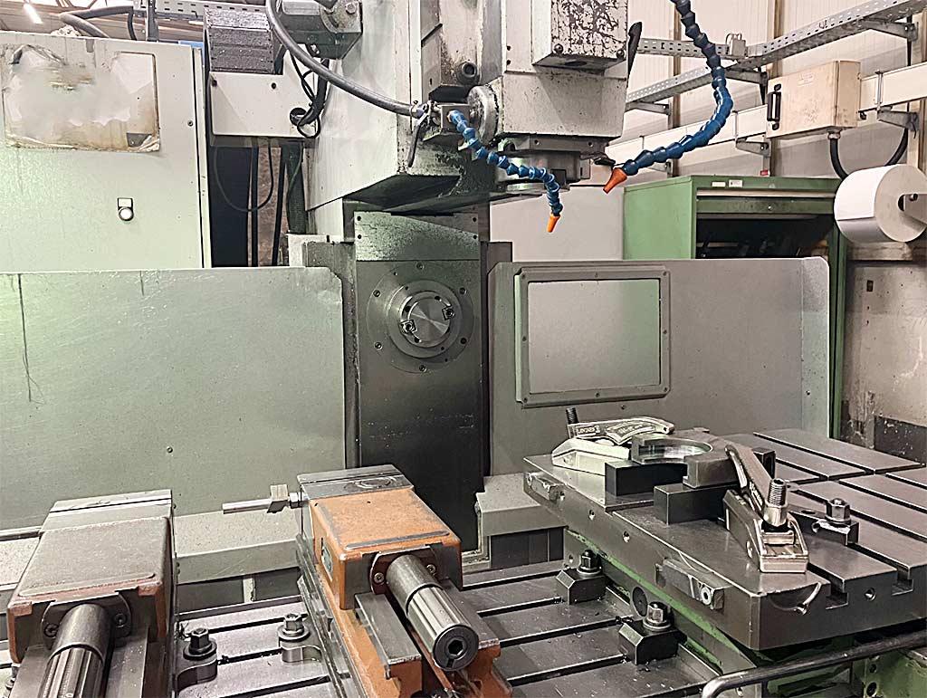 CNC Universal Milling Machine Reckermann Delta1300 K - Thumbnail 5