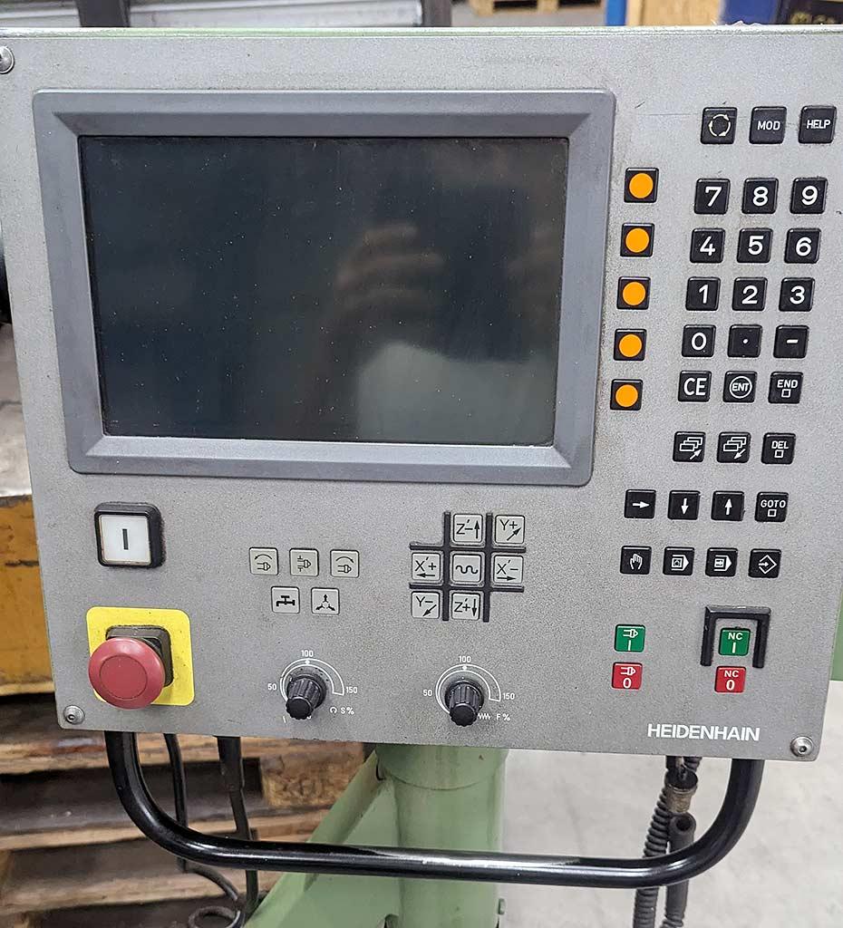 CNC Milling Machine Intos FNG50 CNC E - Thumbnail 5