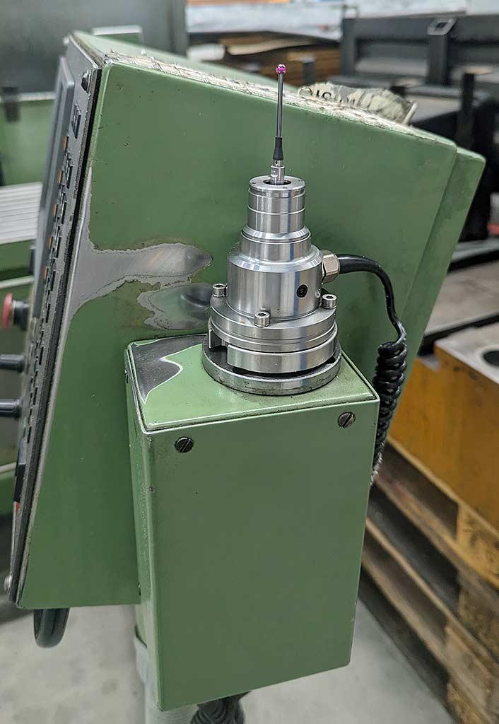 CNC Milling Machine Intos FNG50 CNC E - Thumbnail 6