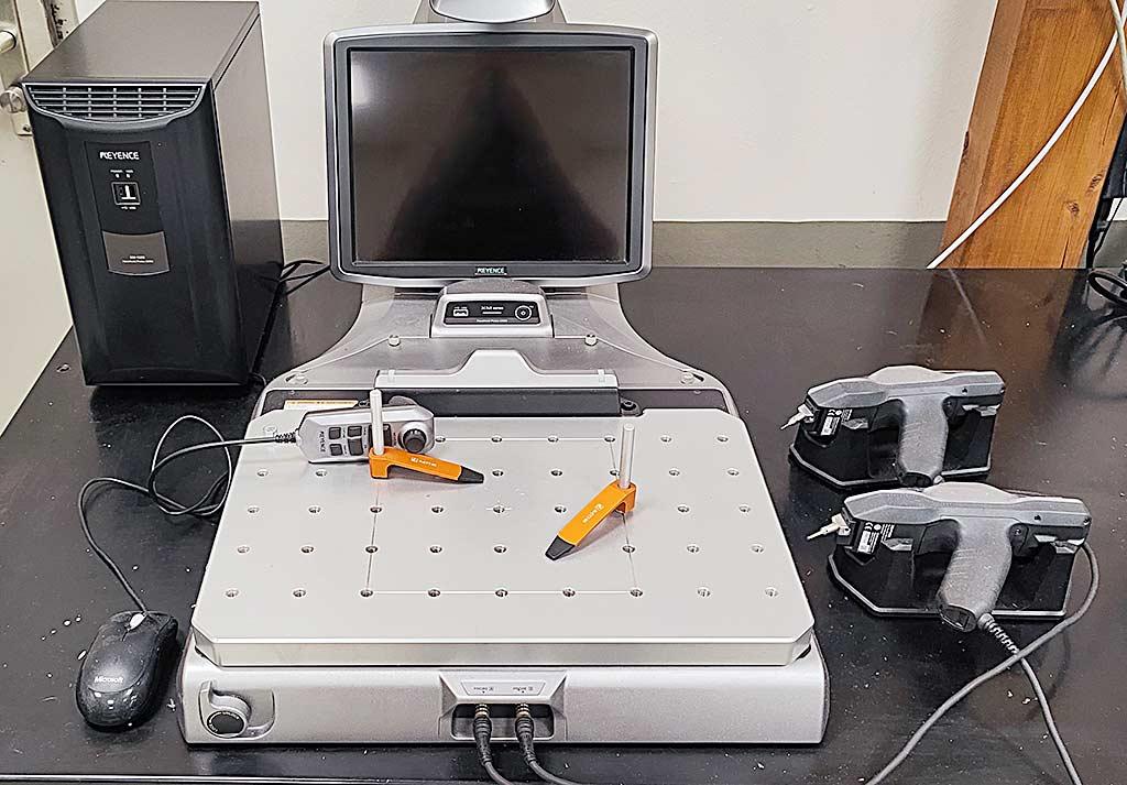 Coordinate Measuring Machine Keyence XM-1500 - Thumbnail 2