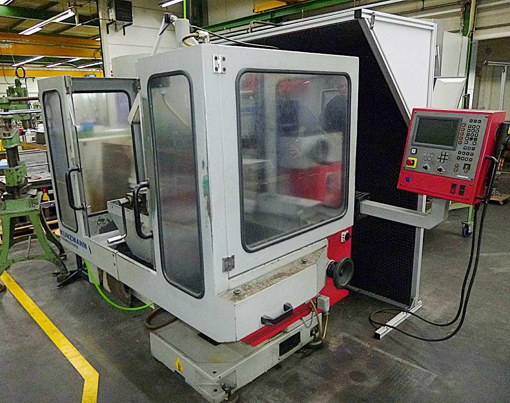 CNC Universal Milling Machine Kunzmann WF 4/3 - Image 1