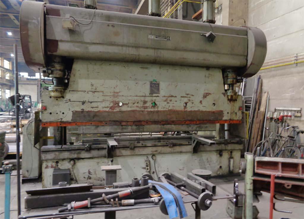 Press Brake Zlatokov Pmp Trenčín LODD 200 - Image 1