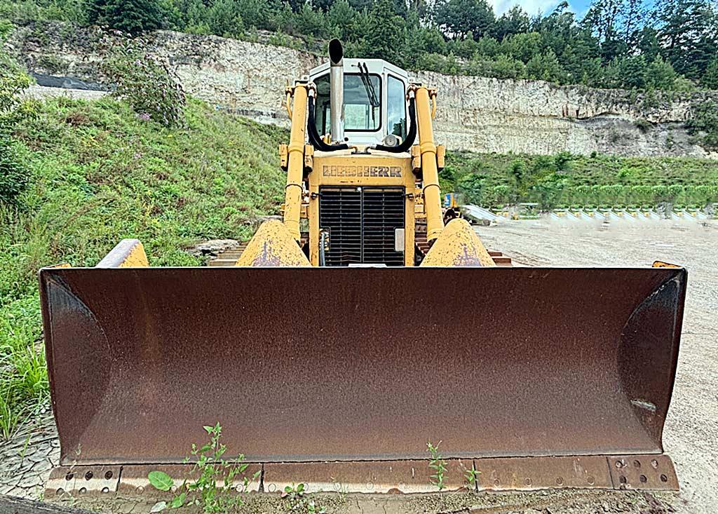 Bulldozer Liebherr PR 722 BL - Image 1