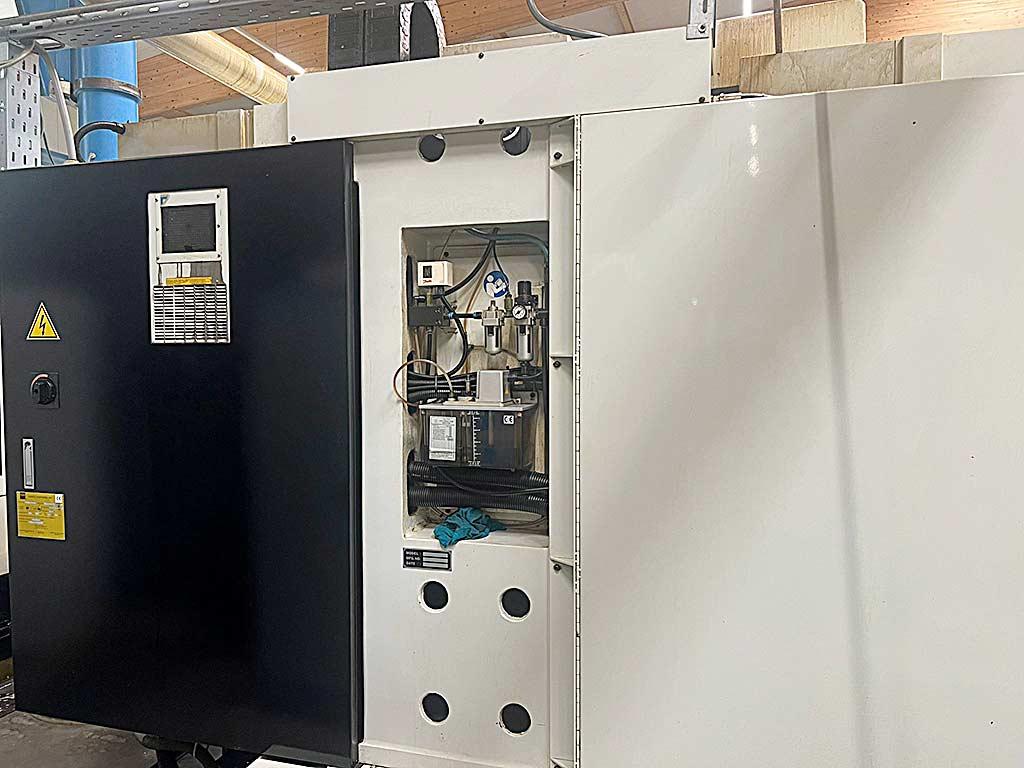 CNC Machining Center Hurco VMX 50 - Thumbnail 2